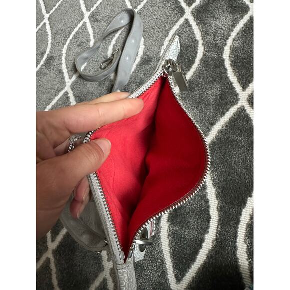 Hammitt Small Reversible Montana Crossbody - Picture 6 of 6